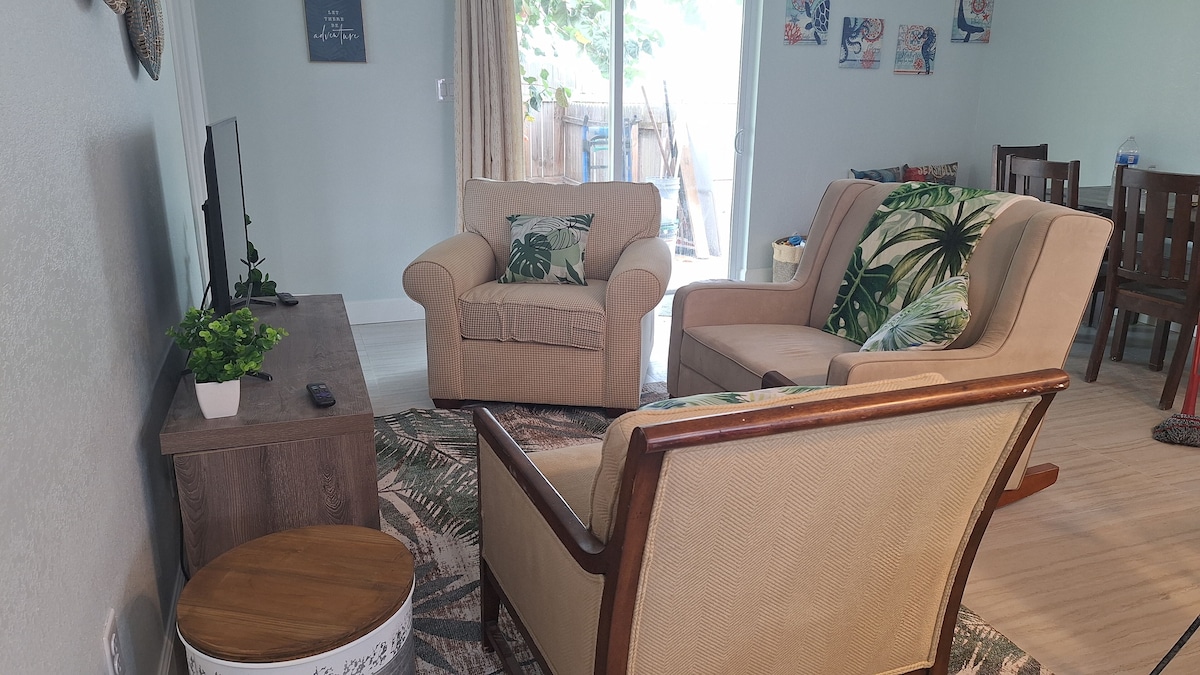 Photo 9 of CENTRALLY LOCATED BEACH HOME, Walk/Bike to Beach,Shops,Dining, Large Fenced Yard