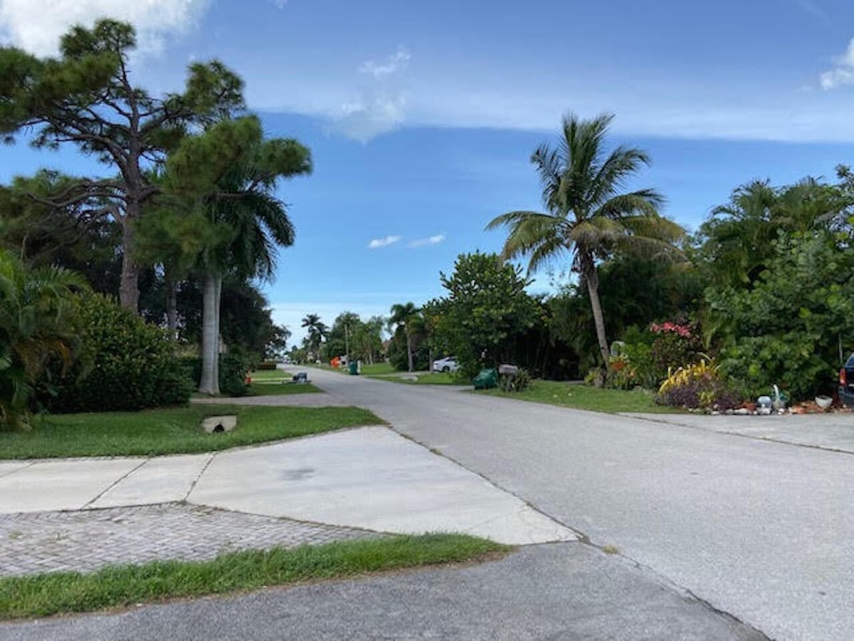 Photo 38 of CENTRALLY LOCATED BEACH HOME, Walk/Bike to Beach,Shops,Dining, Large Fenced Yard