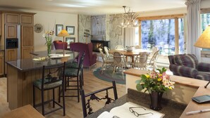 Unclassified image, 4 of 37, button - Shadowbrook (Snowmass Village)