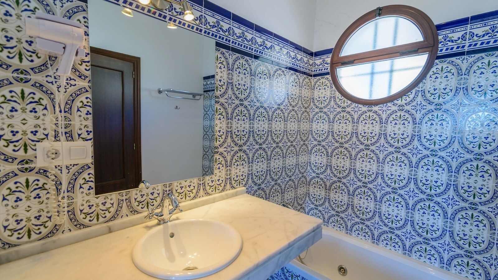 Cortijo Escondido Arcos de la Frontera by Ruralidays