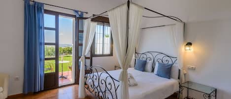 9 Schlafzimmer, Reisekinderbett, WLAN