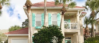  Luxury home with sugar white sand beach! ! ! 