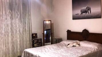 2 Schlafzimmer, BĂŒgeleisen/BĂŒgelbrett, WLAN