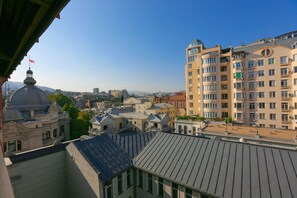 View from property - Apartment, city center, totally new, near Theater, among cafes, shopping street (Tbilisi)
