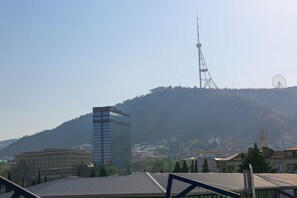 Point of interest - Apartment, city center, totally new, near Theater, among cafes, shopping street (Tbilisi)