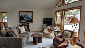 Unclassified image, 2 of 28, button - Teton Views & Privacy in Jackson Home - 30 day minimum rentals (Jackson)