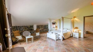 6 Schlafzimmer, Bügeleisen/Bügelbrett, Reisekinderbett, WLAN