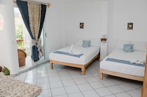 Chambre Double | 1 chambre, rideaux occultants, fer et planche Ă repasser, Wi-Fi gratuit