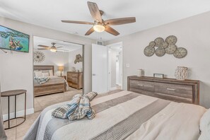 4 bedrooms, free WiFi, bed sheets