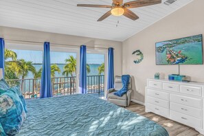 4 bedrooms, free WiFi, bed sheets - Ocean's Paradise is an exquisite 4-bedroom, 3-bathroom retreat nestled within the sought-after enclave of Sombrero Beach (Marathon)