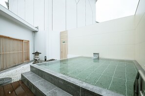 Hot springs - Kamenoi Hotel Kanonji (Kanonji)