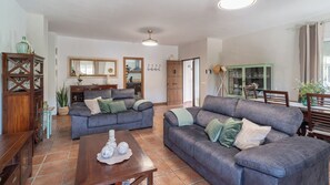 TV, fireplace, ping pong - Corazón 44 Torrox by Ruralidays (Málaga)