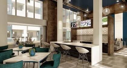 Brand New Modern Zen Dwelling DTLA Fashion District