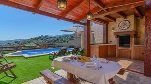 Outdoor dining - Villa Verónica Torrox by Ruralidays (Málaga)