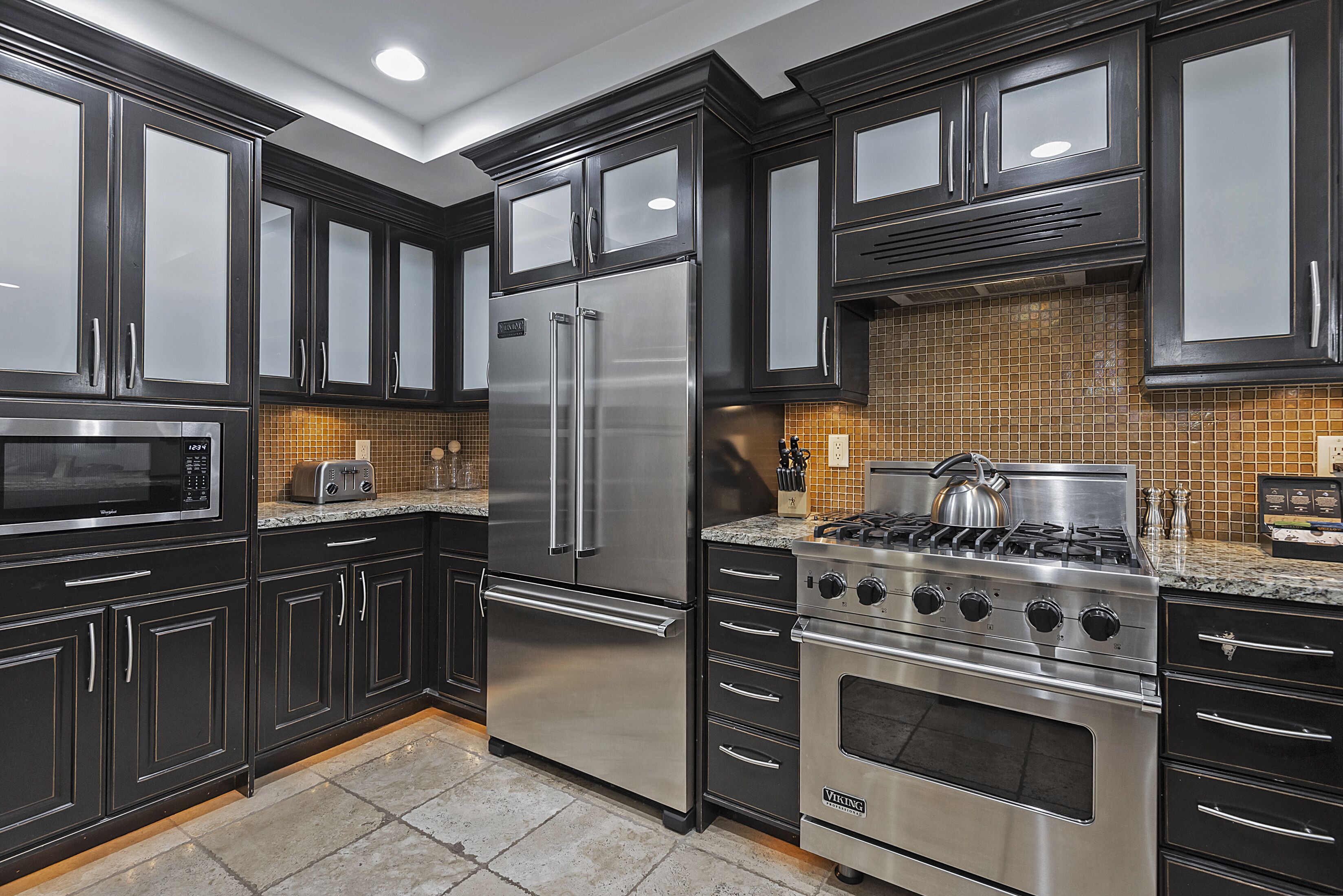 2 BEDROOM SUITE IN 5 STAR HOTEL WAPC