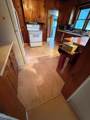 Fridge, microwave, oven, stovetop - Harbor Springs Ski Retreat — Sleeps 8, Woodstove (Harbor Springs)