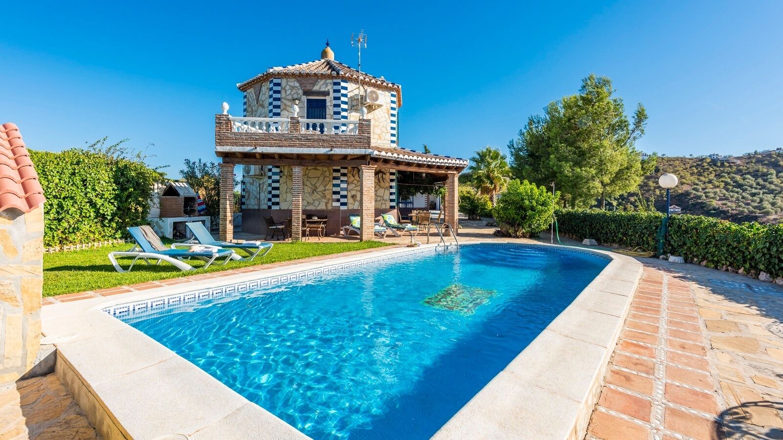 La Noria de Iznate by Ruralidays