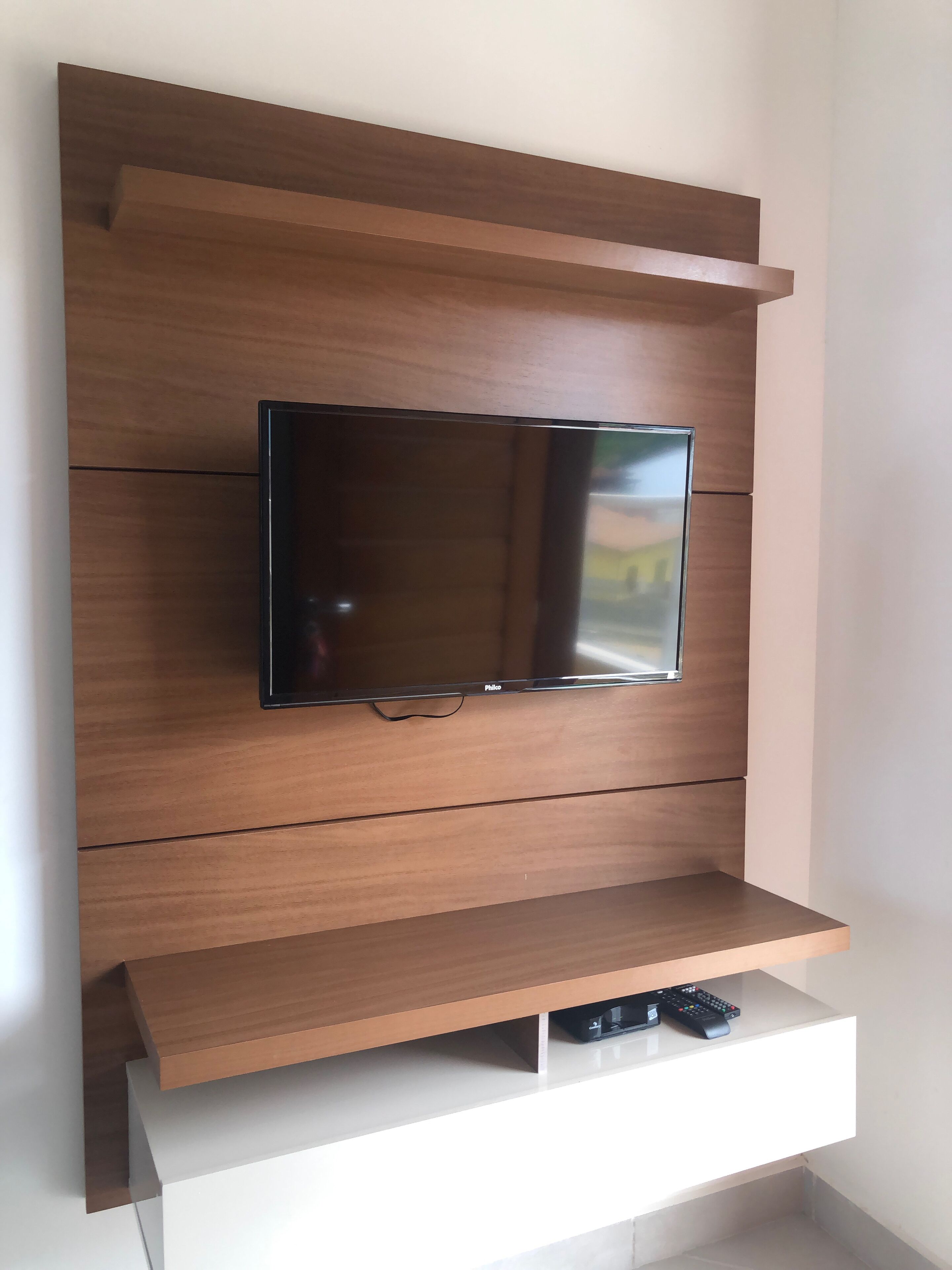 Rev 303: Excellent, New, Walking Access to Maranduba Beach.