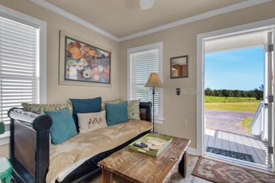 Alma's Cottage.....Tiny House at Stillwater Ranch