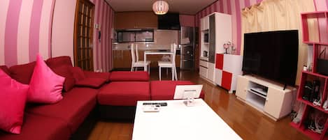 Casa familiar (Pop Culture) | 4 dormitorios, ropa de cama hipoalergénica, decoración individual