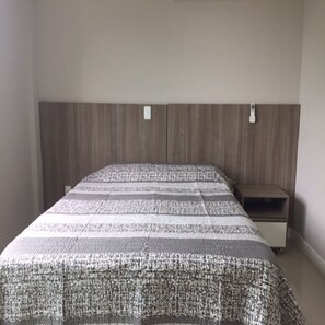 3 quartos, ferros/tábuas de passar roupa, Wi-Fi