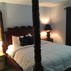 2 bedrooms, iron/ironing board, WiFi, bed sheets - Pool paradise in East Vero Beach (Vero Beach)