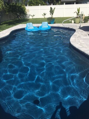 Outdoor pool, a heated pool - Pool paradise in East Vero Beach (Vero Beach)