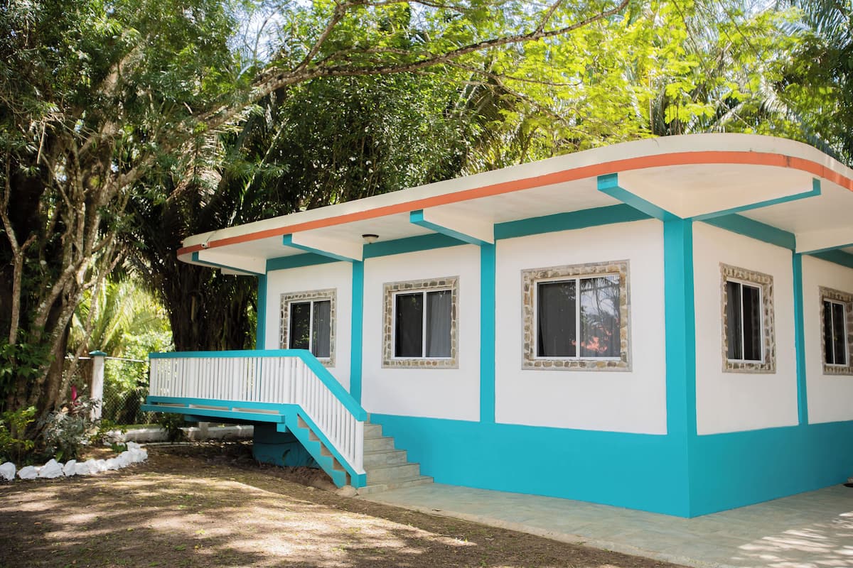 Family House | 1 bedroom, in-room safe, individually decorated, individually furnished