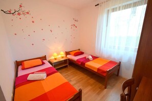 3 Schlafzimmer, kostenloses WLAN, Bettwäsche