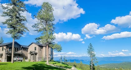 Hermosa cabaña con vista al lago con sala de juegos y chimeneas, cerca de Blacktail Mountain