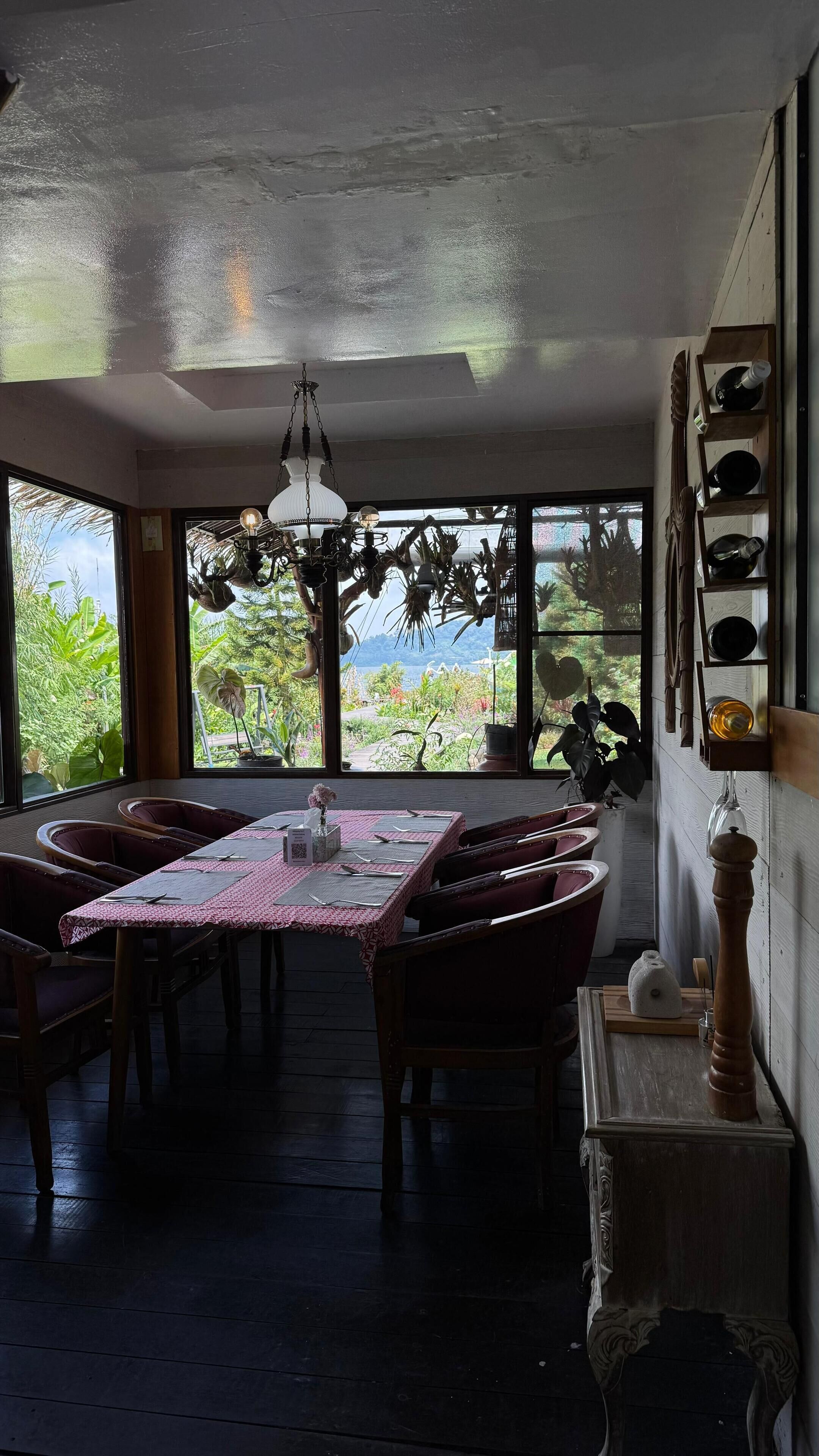 Photo - Pondanu Cabins By The Lake