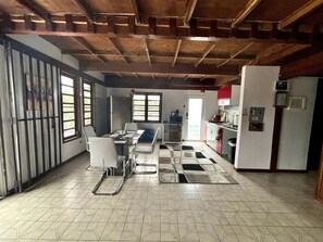 Dining - Relaxing Chalet with beautiful Sunrises & Sunsets! (Sabana Llana Sur)