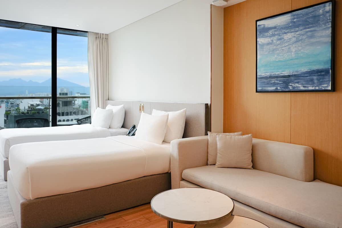 1 sovrum, sÀngtillbehör av högsta kvalitet och minibar