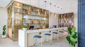 2 bars/lounges, lobby lounge, tapas bar