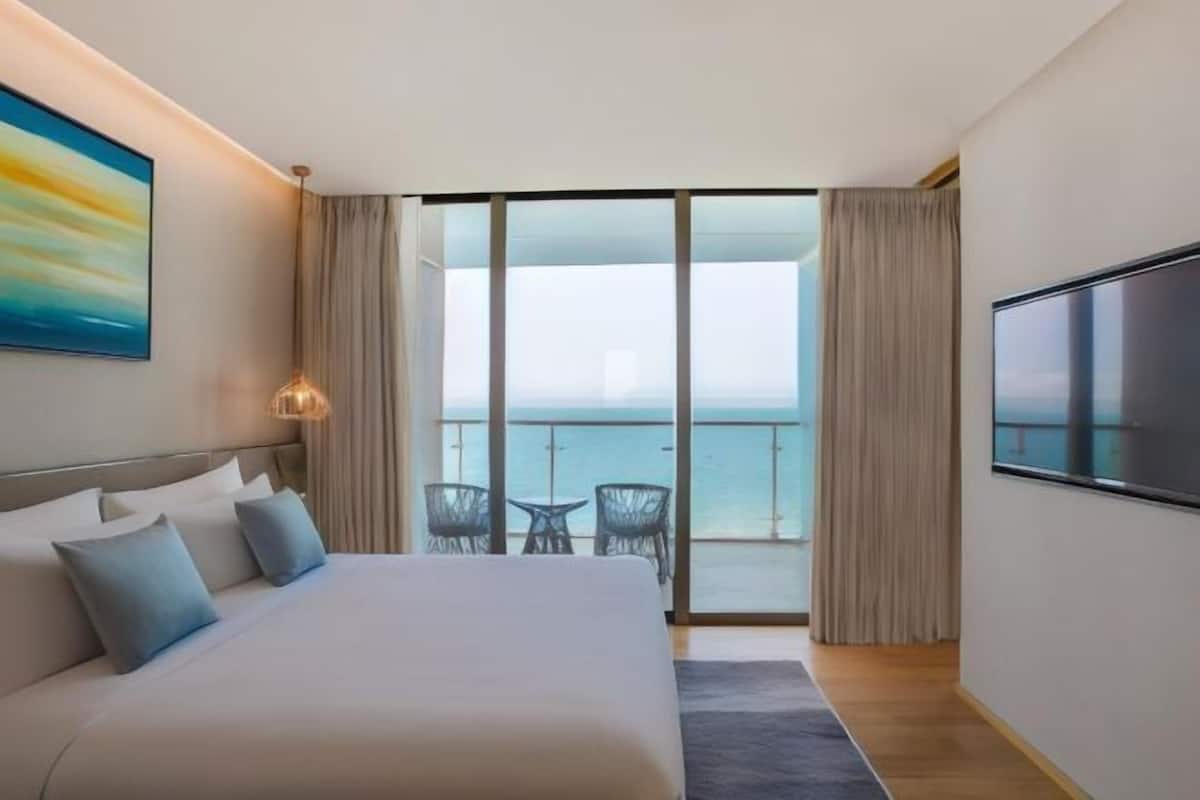 1 bedroom, premium bedding, minibar, individually decorated