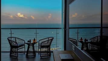 Superior Room, 1 King Bed, Ocean View | Premium bedding, minibar, laptop workspace, blackout drapes