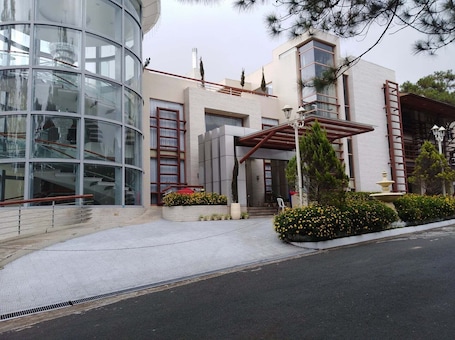 Front of property. Whitehouse of the Lord of Scents