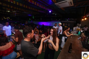 Bar (en la propiedad)