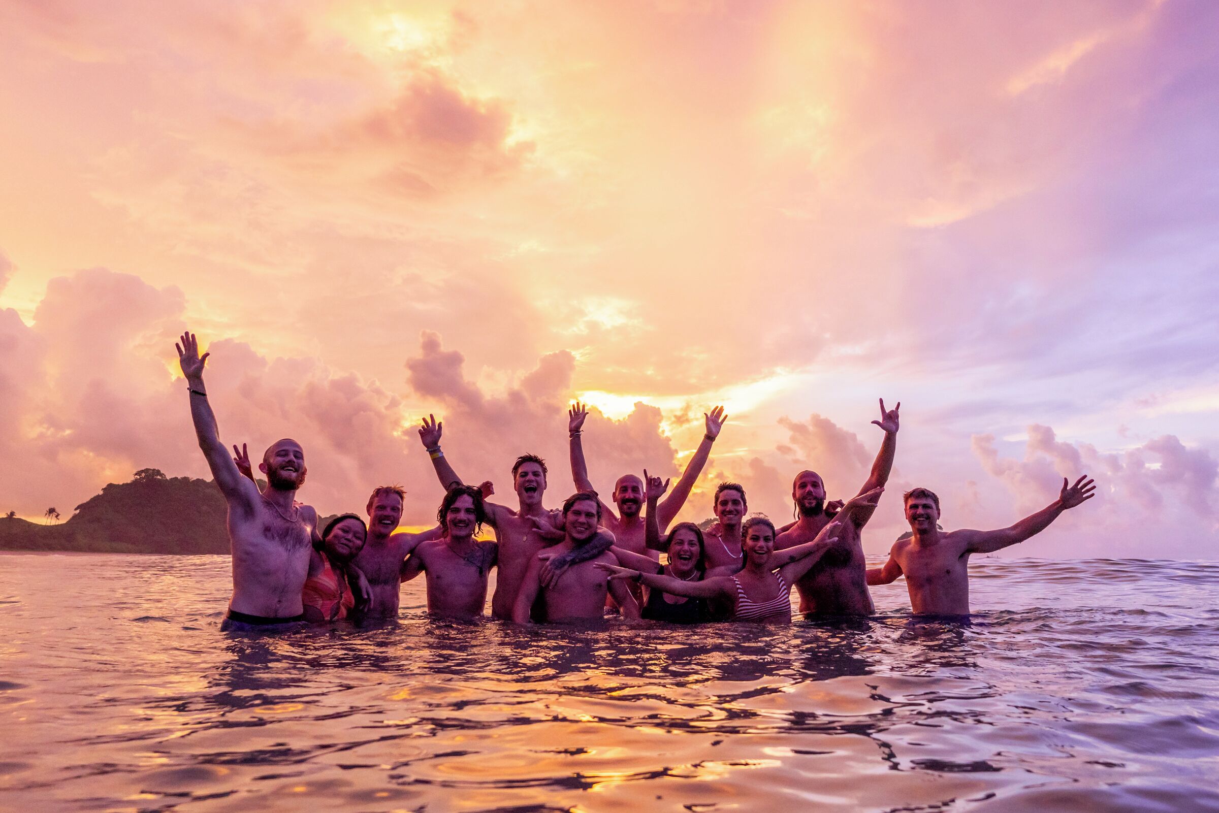 Photo - Mad Monkey Hostel Nacpan Beach