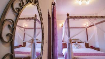 Elite Double Room | Free WiFi, bed sheets