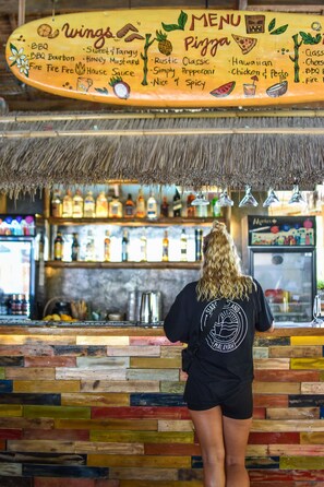 Bar (en la propiedad)