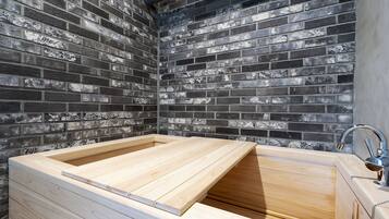 Suite, Terrace | Private spa tub