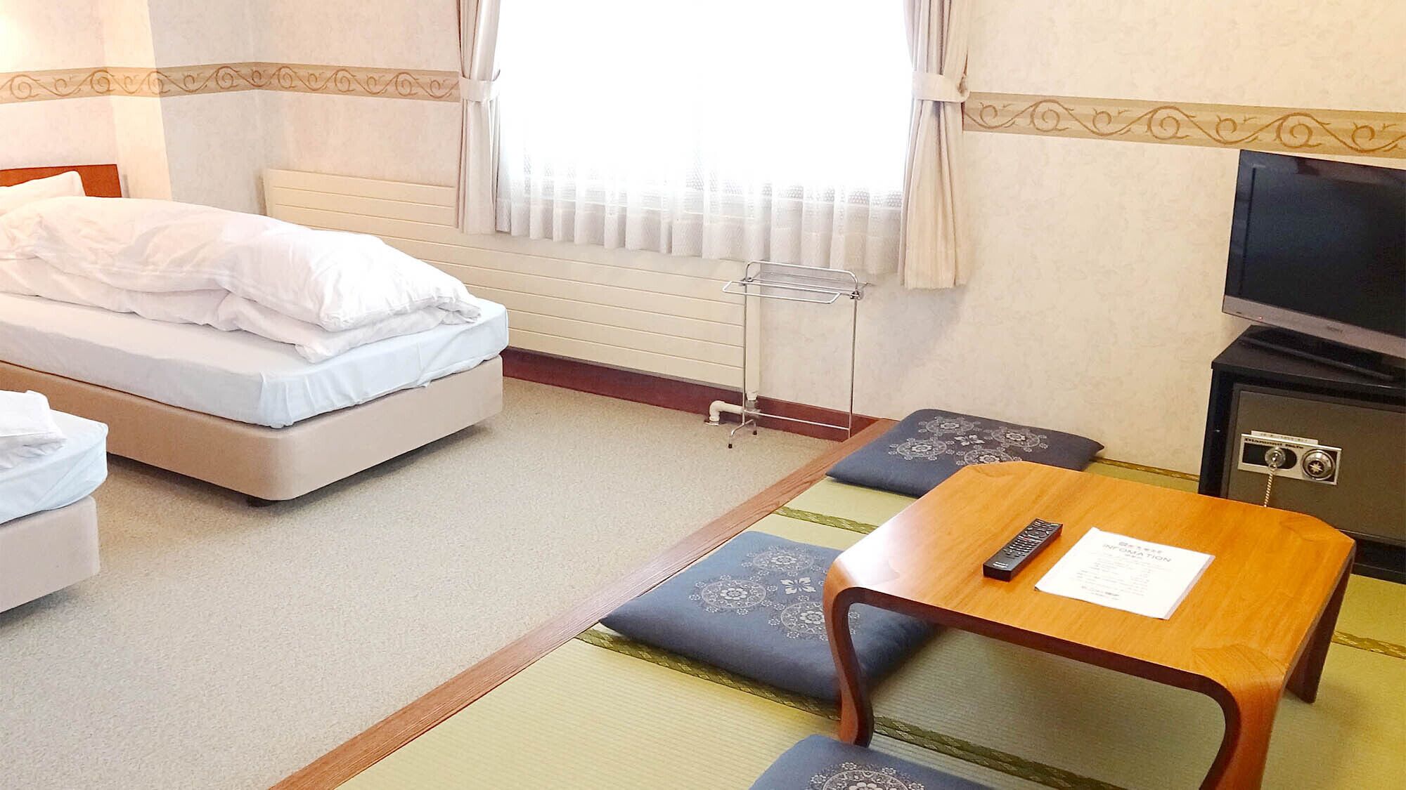Down comforters, WiFi (free), bed sheets