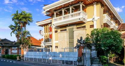 OYO 1952 Hotel Dewata IndahNearLumintang Park