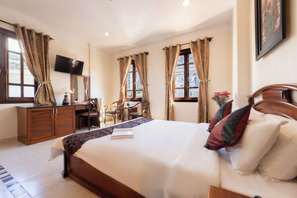 Superior szoba kétszemélyes vagy két külön ággyal | Minibár, íróasztal, sötétítőfüggöny és ingyenes wifi