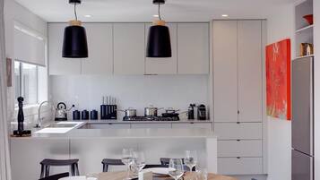 Fridge, microwave, oven, stovetop