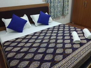 3 bedrooms - A Spacious and Private Home (Puducherry,)