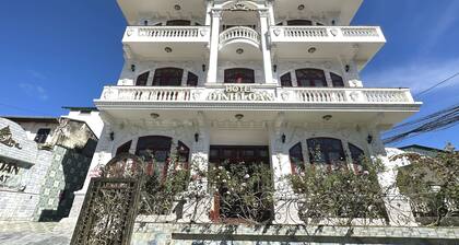 Capital O 1198 Dinh Loan Hotel