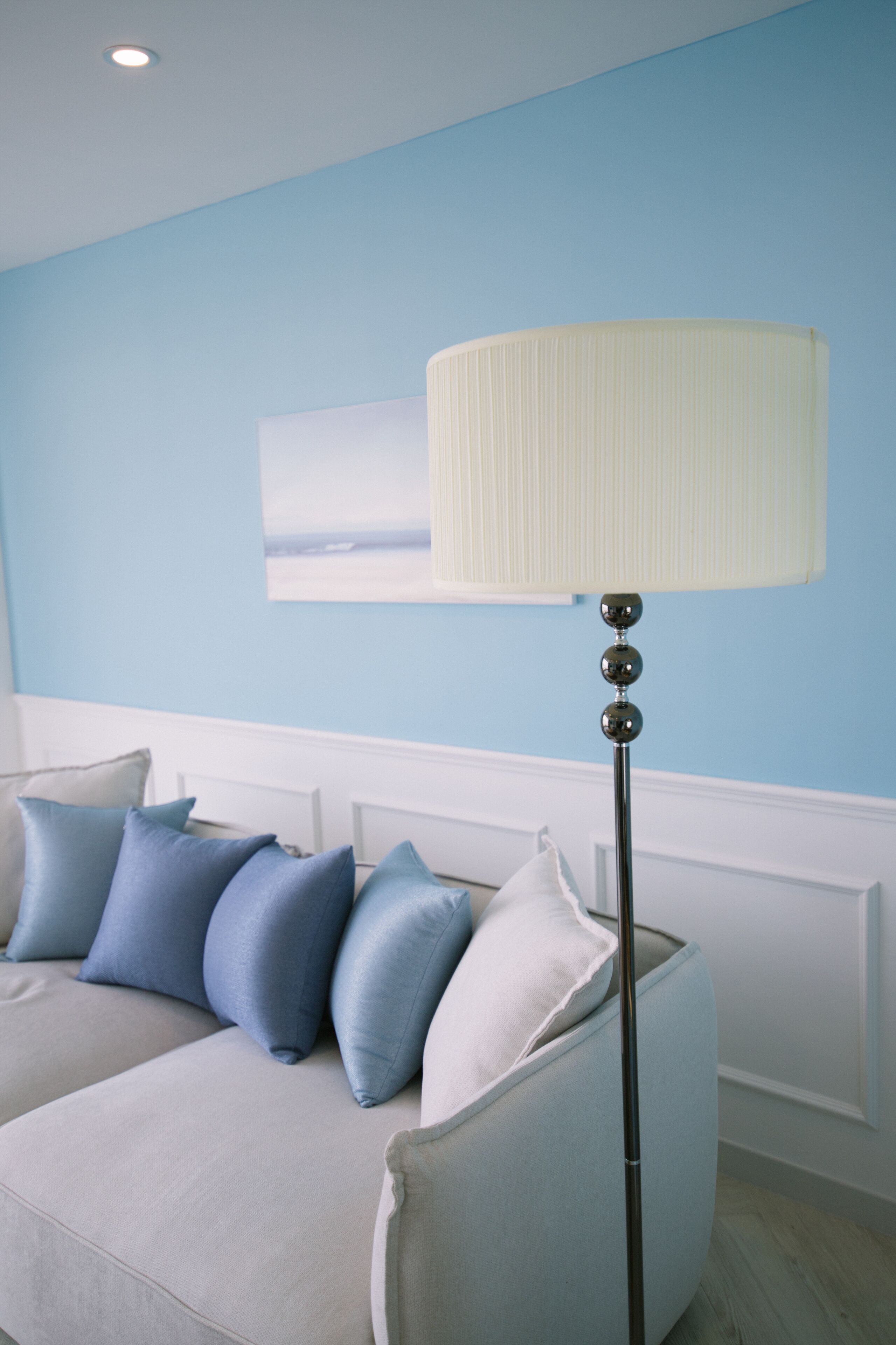 room (premium suite ocean) | living area | flat-screen tv, computer