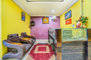 Lobby sitting area - Royal Residency (Bhubaneshwar)